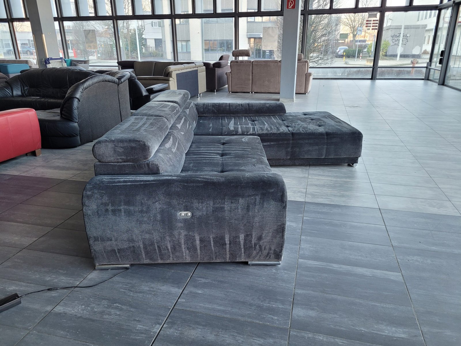 OUTLET antraciet velours hoekbank 330x230 | BEZORGEN - Afbeelding 9