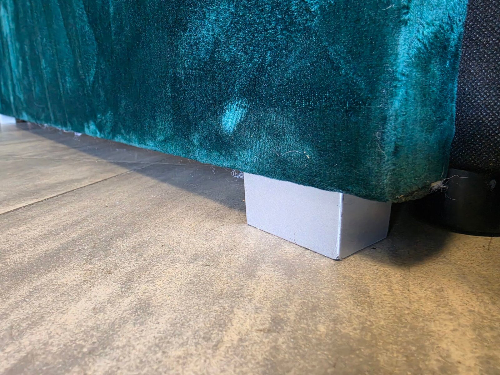 ✅️️️️️️️ GEREINIGD velvet smaragd hoekbank 225x150 Slaapbank - Afbeelding 3